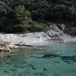 Appartamento Cacini Dvori Lastovo