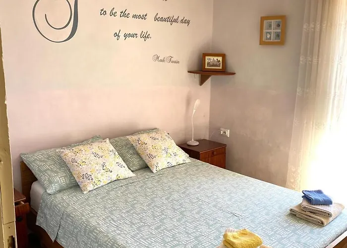 Cacini Dvori Daire *